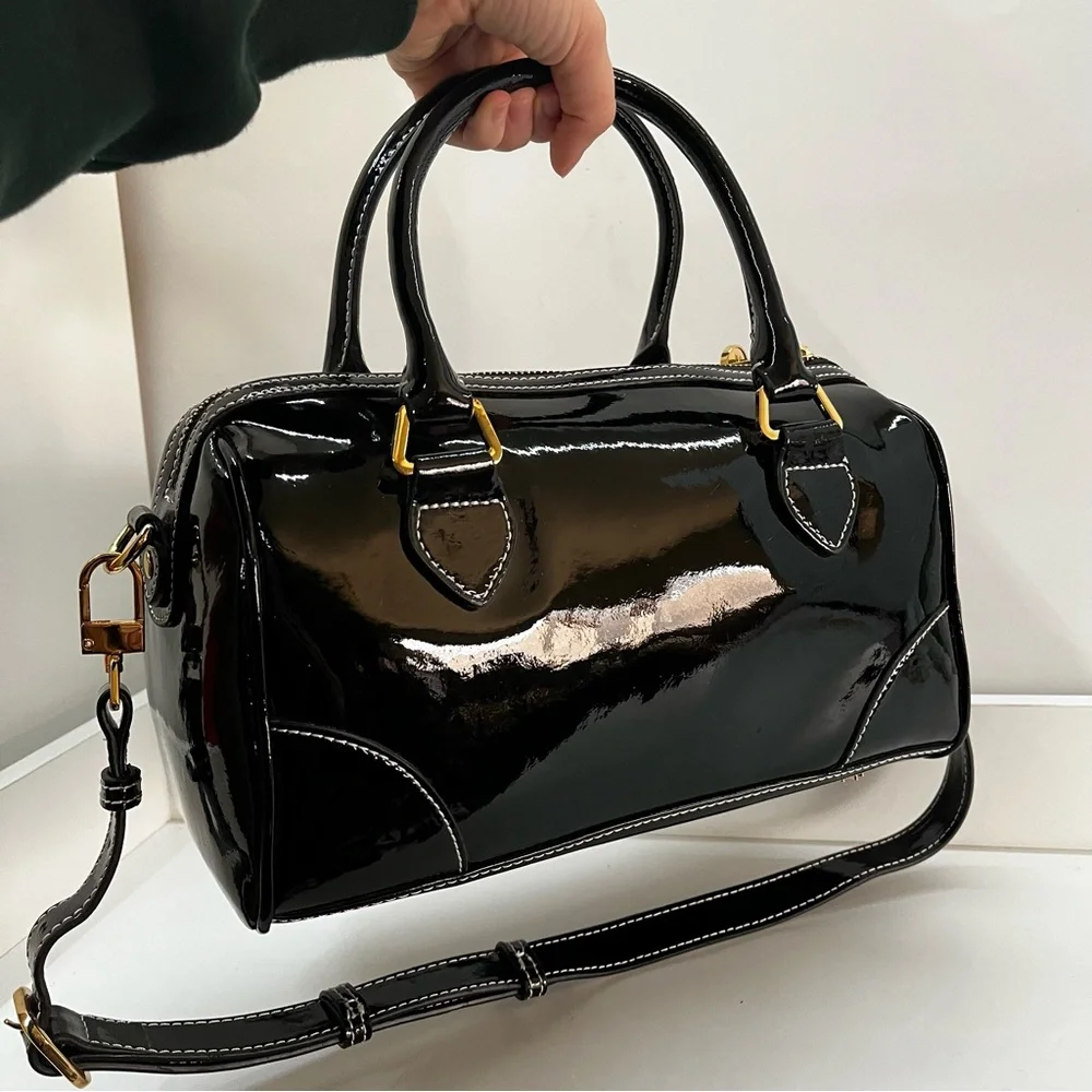 ISAAC MIZRAHI Black Patent Flower Boston Bag Satchel Tote